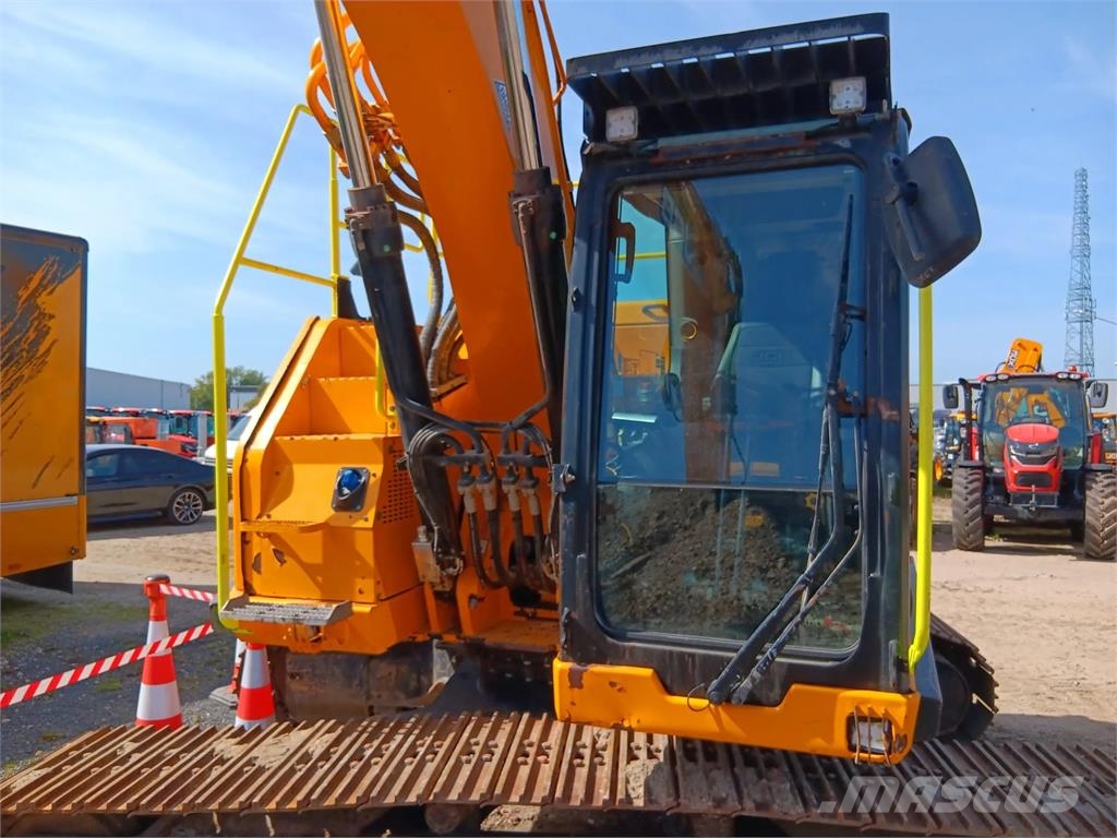 JCB 245 XR Bageri gusjeničari