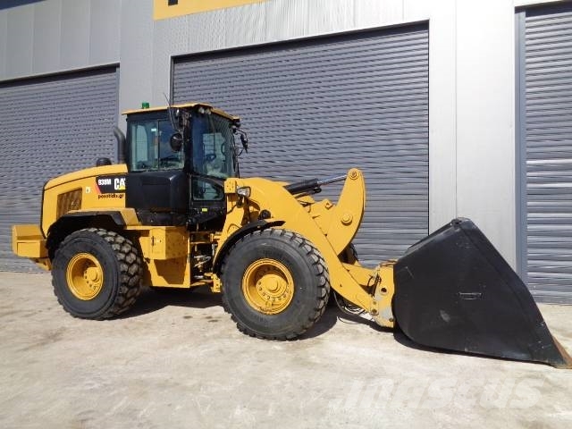 CAT 938M Колесни товарачи