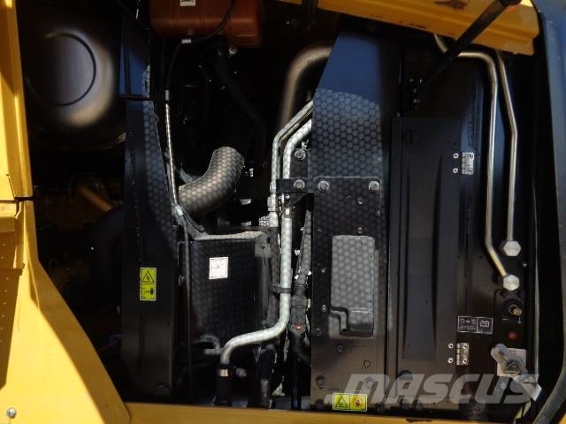 CAT 938M Колесни товарачи