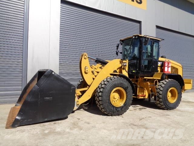 CAT 938M Колесни товарачи