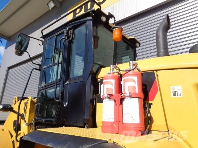CAT 938M Колесни товарачи