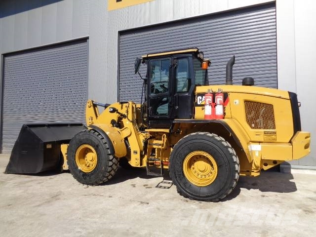 CAT 938M Колесни товарачи