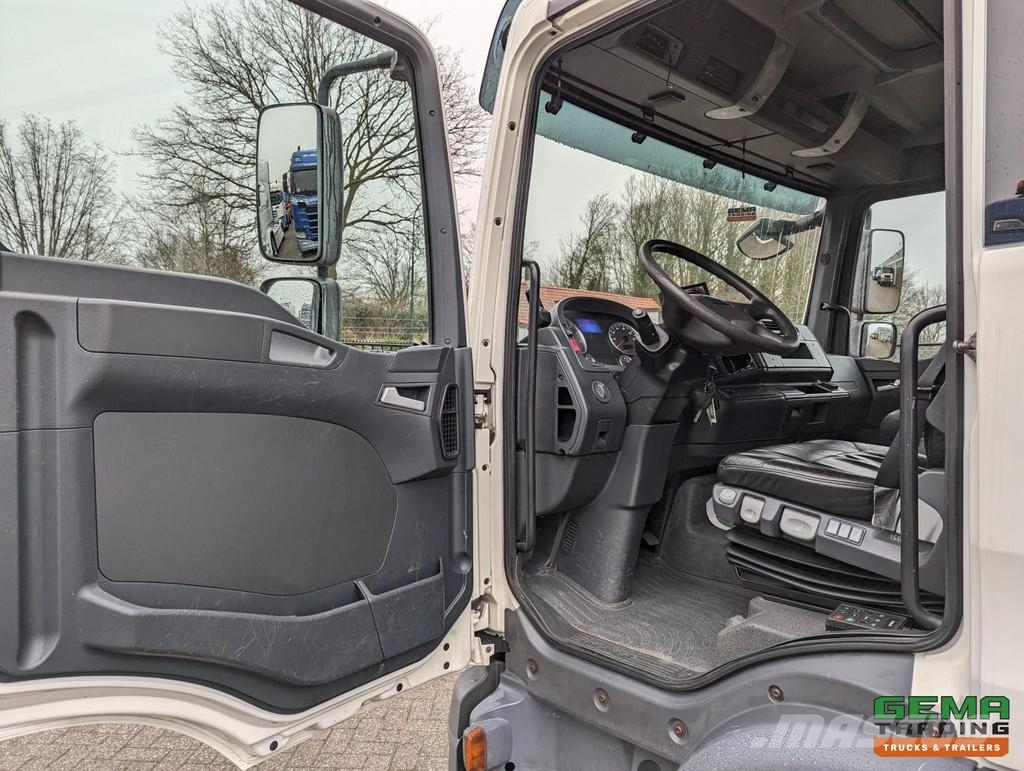 MAN TGL 12.180 4x2 DoKa 7 pers. Euro5 EEV - 2-Horse Tr Eläinkuljetusautot