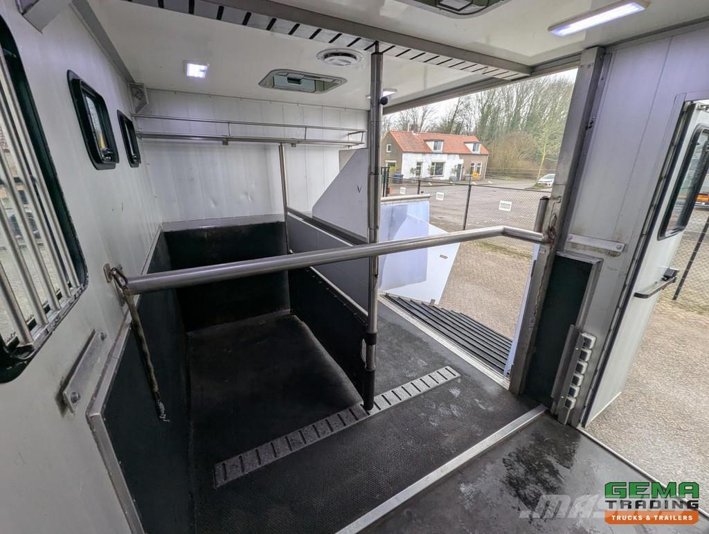MAN TGL 12.180 4x2 DoKa 7 pers. Euro5 EEV - 2-Horse Tr Eläinkuljetusautot