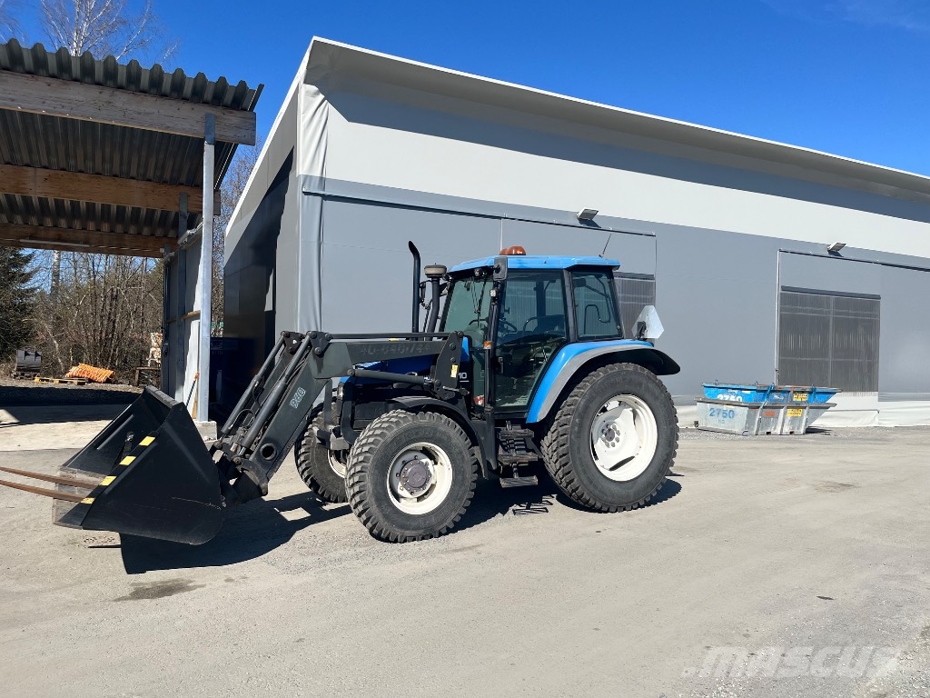 New Holland TS 110 トラクター