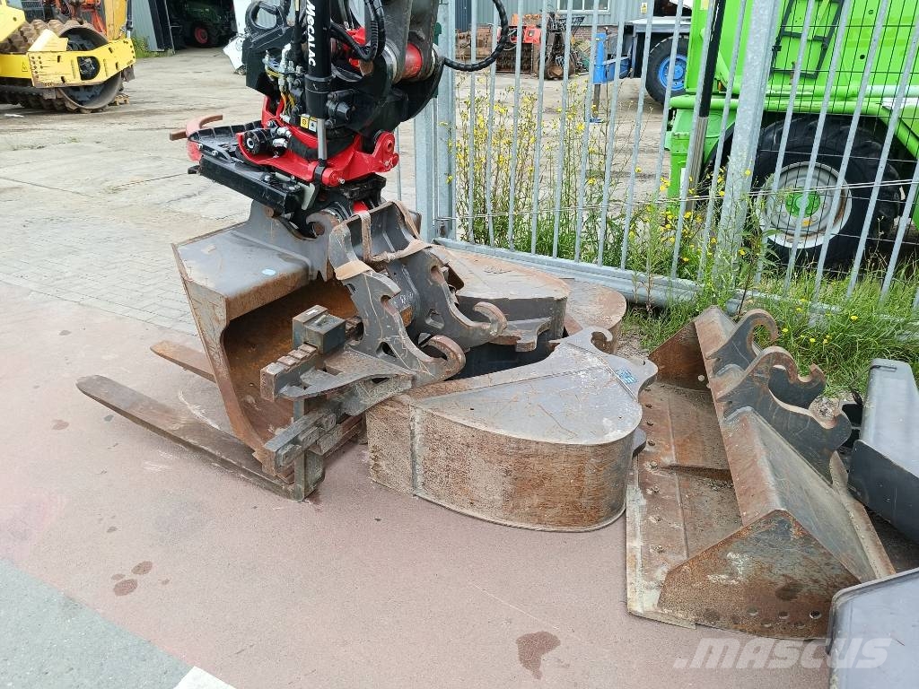 Rototilt r3 r8 MR50 mecalac 9mwr +6 buckets + joysticks R4 دوارات