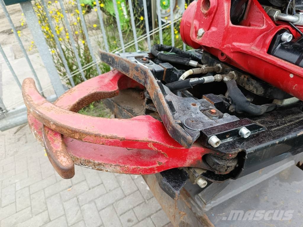 Rototilt r3 r8 MR50 mecalac 9mwr +6 buckets + joysticks R4 دوارات