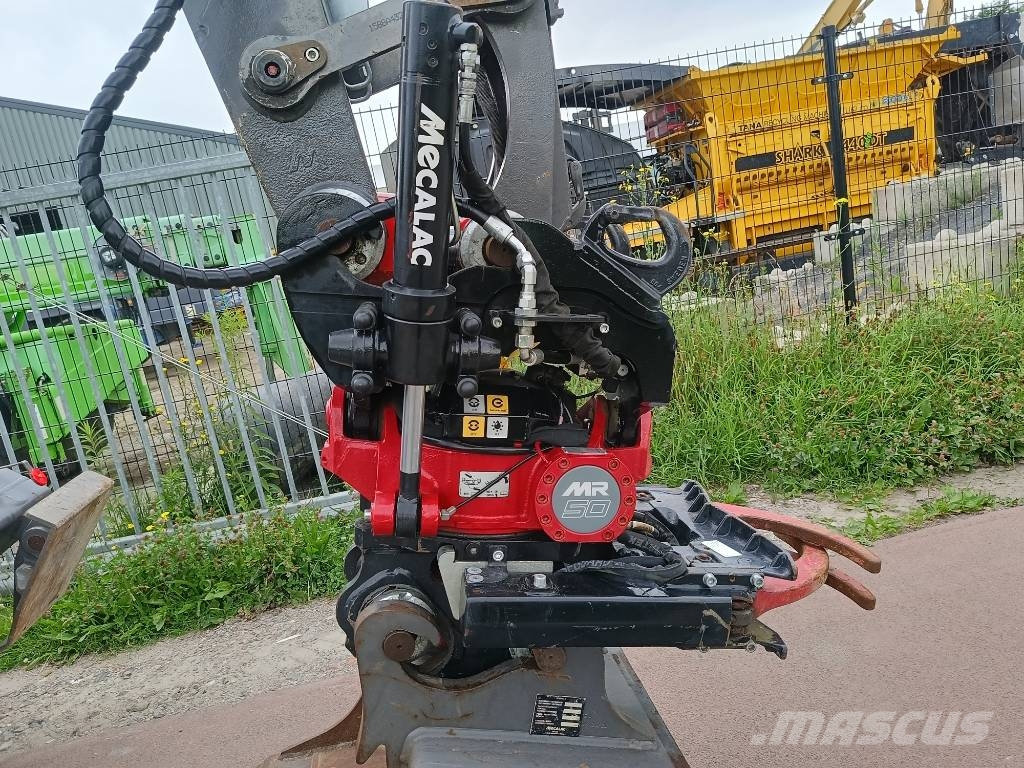 Rototilt r3 r8 MR50 mecalac 9mwr +6 buckets + joysticks R4 دوارات