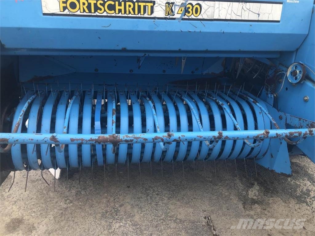 Fortschritt K 430 Balirke za kockaste bale