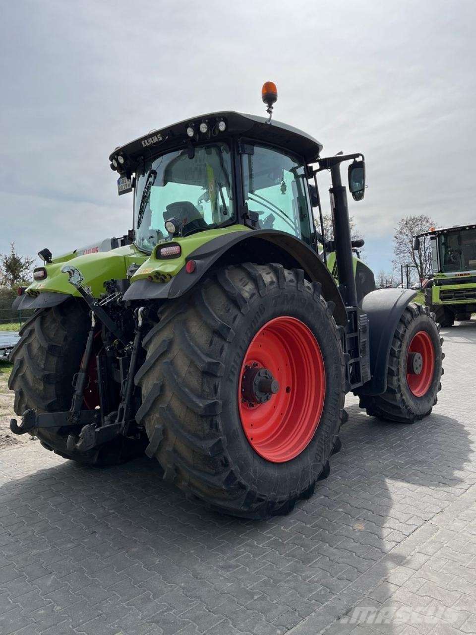 CLAAS Axion 870 CMatic T4f 트랙터