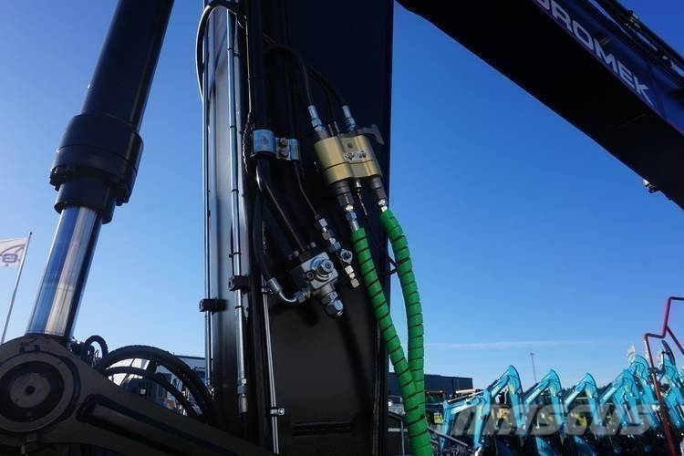Hidromek HMK 230 LC-5 Kāpurķēžu ekskavatori
