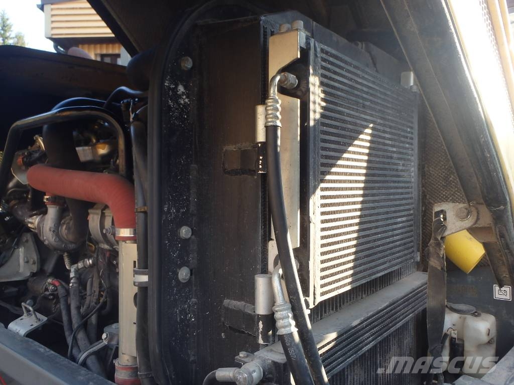 Wacker Neuson EW 100 Engcon Gravemaskiner på hjul