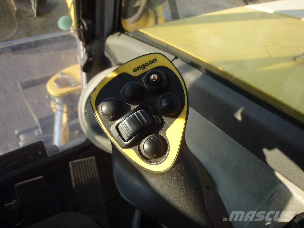 Wacker Neuson EW 100 Engcon Gravemaskiner på hjul