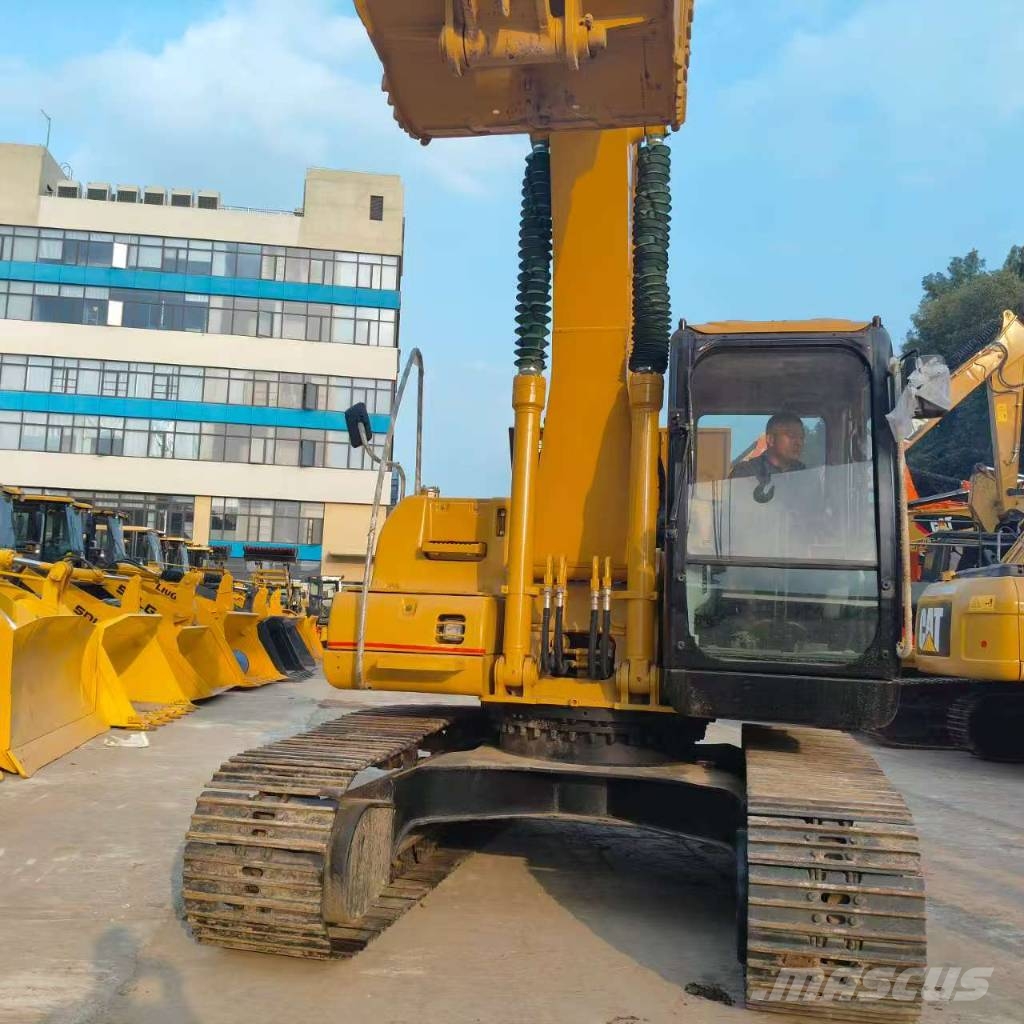 CAT 320 C Escavadeiras de esteiras
