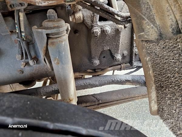 DAF CF 85 8X2 360 Camiones polibrazo