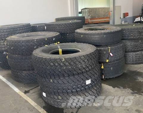  Reifen Kran Tyres crane Kran-Teile und Zubehör