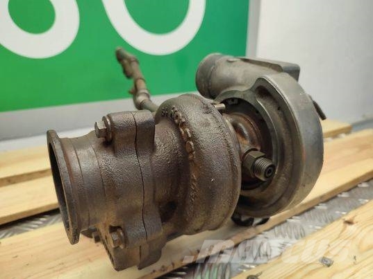 Iveco F4GE484 (Holset HX25W) turbo Motores