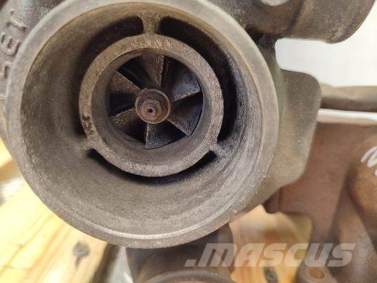 Iveco F4GE484 (Holset HX25W) turbo Motores