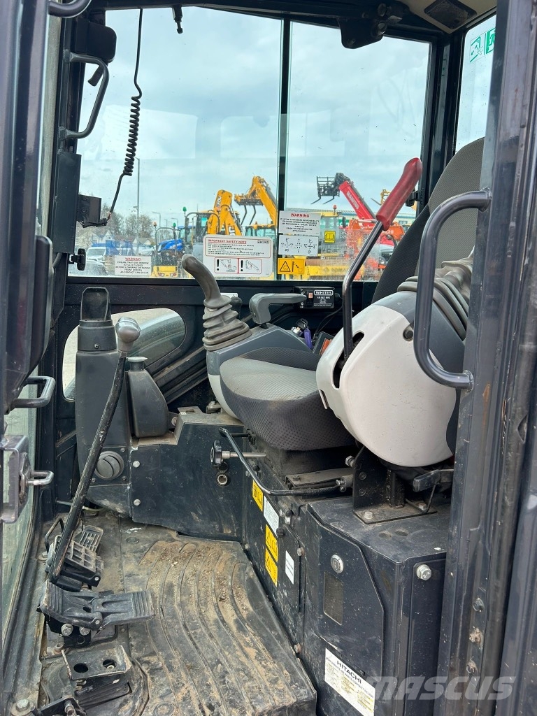 Hitachi ZX26U حفارات صغيرة أقل من 7 طن (حفارات صغيرة)