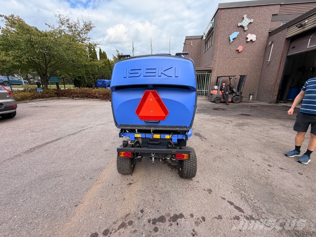 Iseki SF450 Päältäajettavat ruohonleikkurit