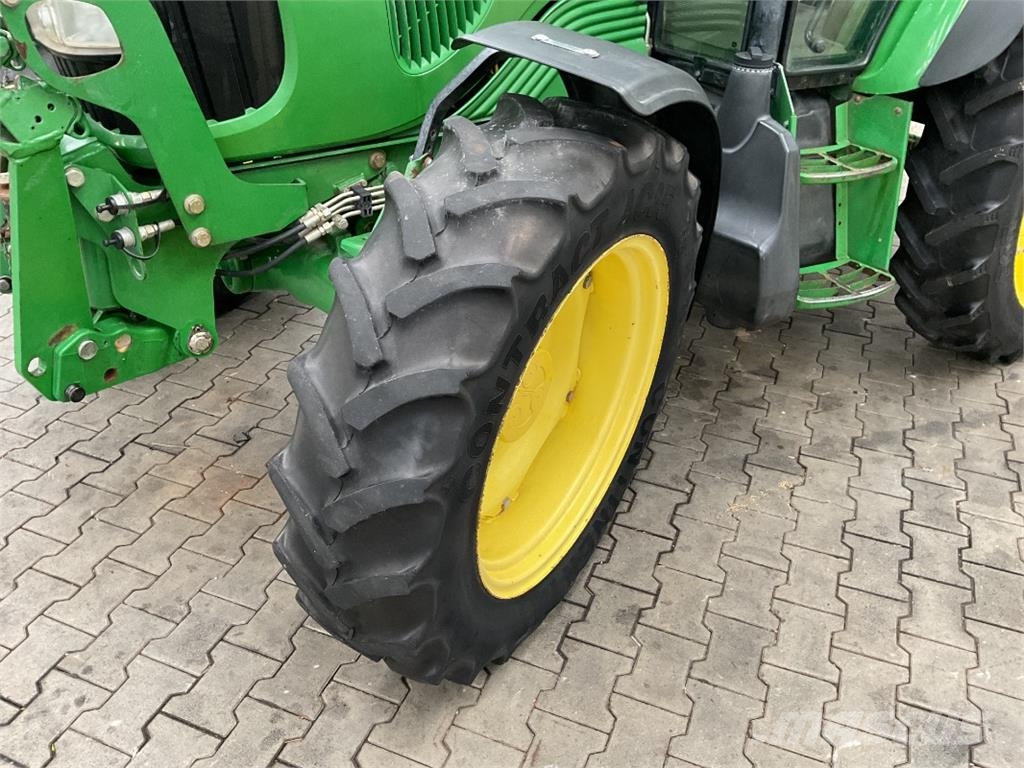 John Deere 5090R Τρακτέρ