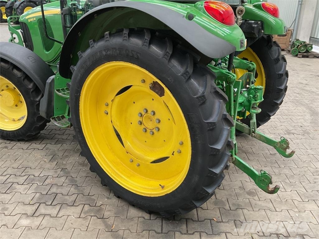 John Deere 5090R Τρακτέρ