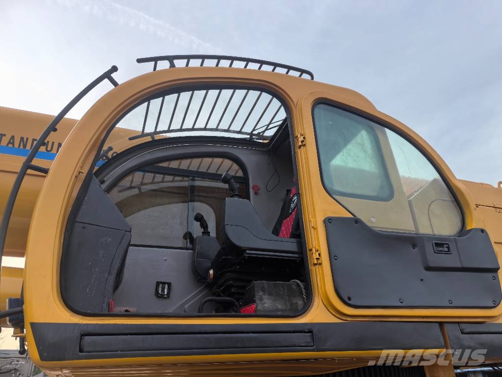XCMG QY90K6 All terrain cranes