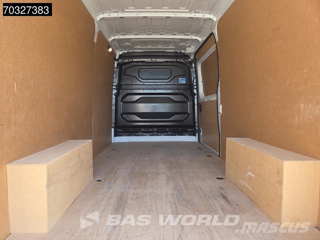 Renault Master 130pk Modelo 2025 - L3H2 - LED - Aire acond Furgonetas /Furgón