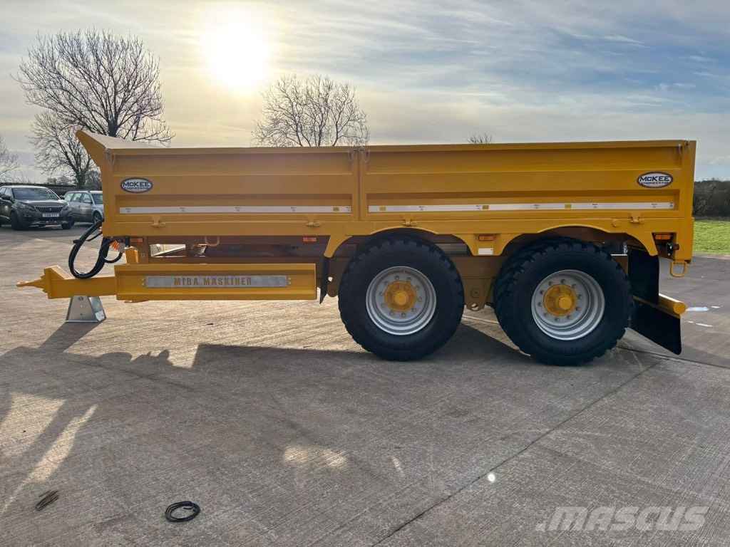 McKee 16T entrepenørvogn med nedfoldbare sider Treileri-pašizgāzēji
