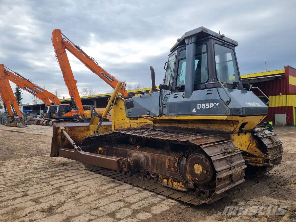 Komatsu D 65 PX-12 Crawler dozers