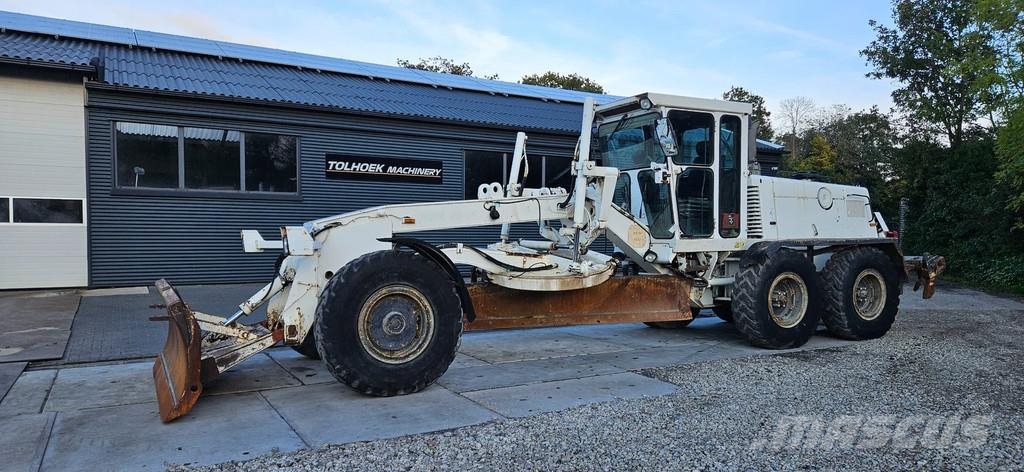Komatsu GD650 A GRADER Grederji