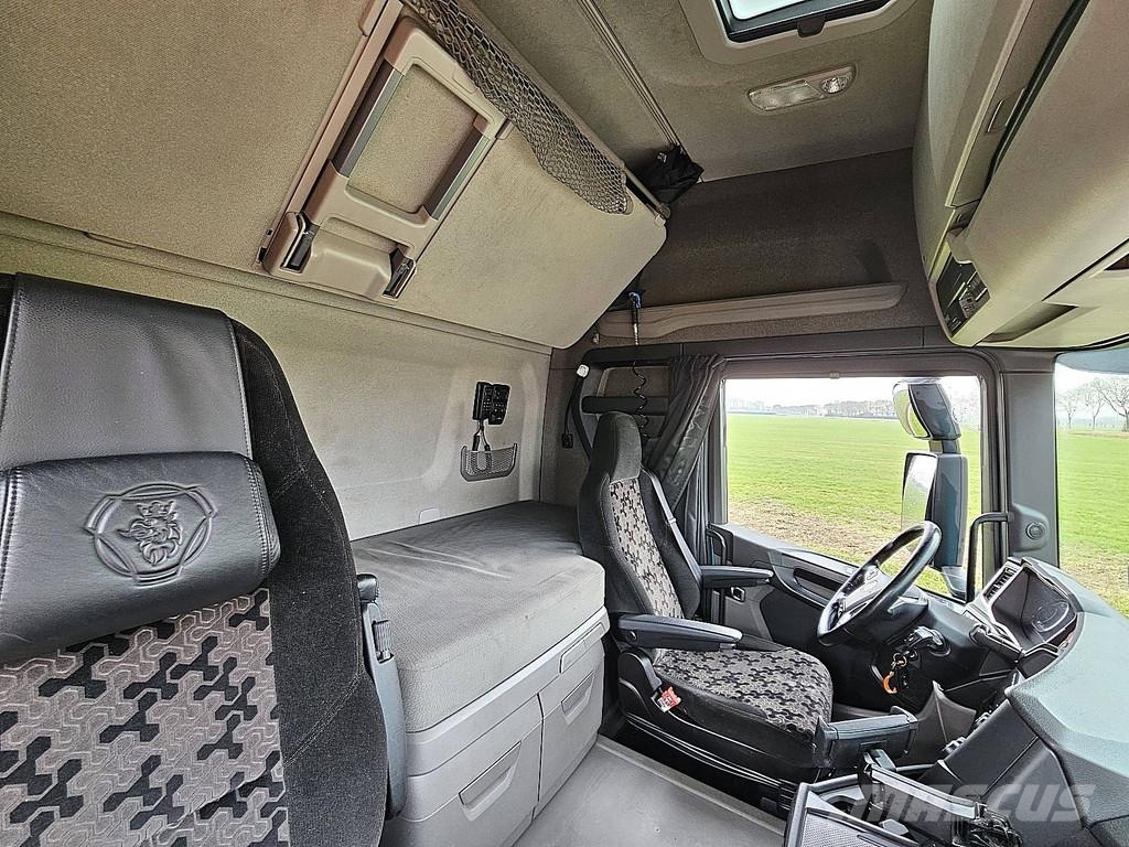 Scania R450 RETARDER SKIRTS وحدات الجر