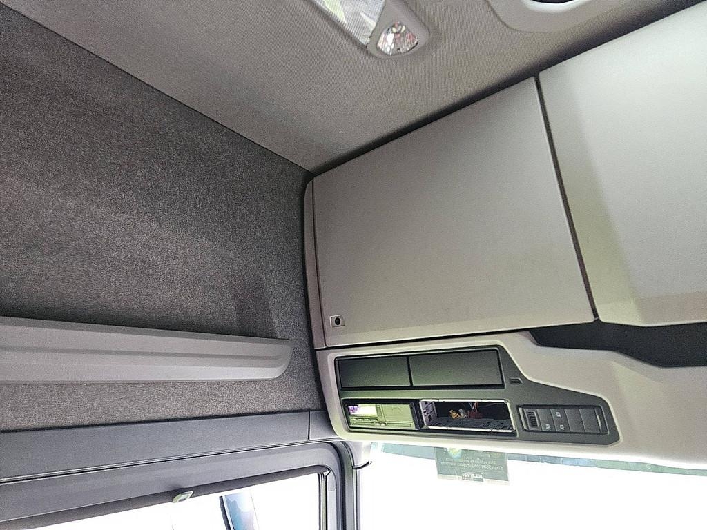 Scania R450 RETARDER SKIRTS وحدات الجر
