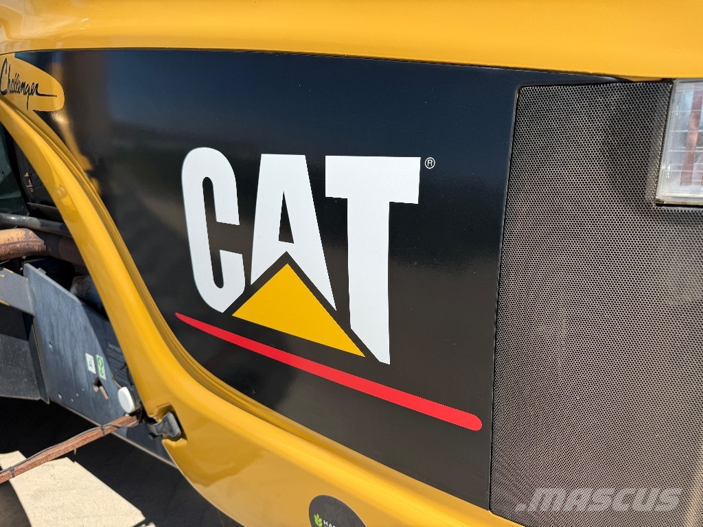 CAT Challenger 35 الجرارات