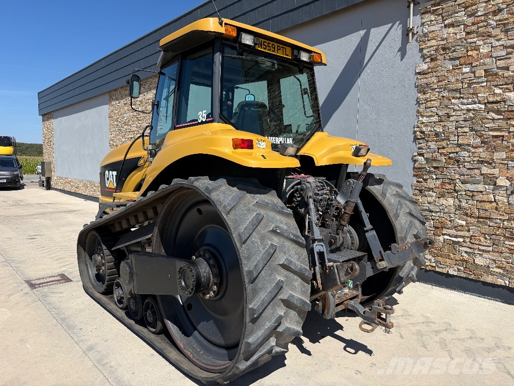 CAT Challenger 35 الجرارات