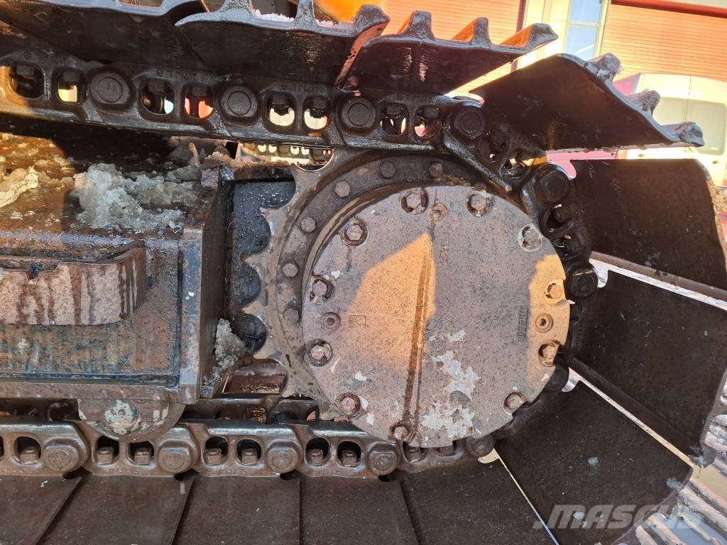 Hitachi ZX 135 US-6/ Materiaalikoura, Rasvari, Lämmitin 履带挖掘机