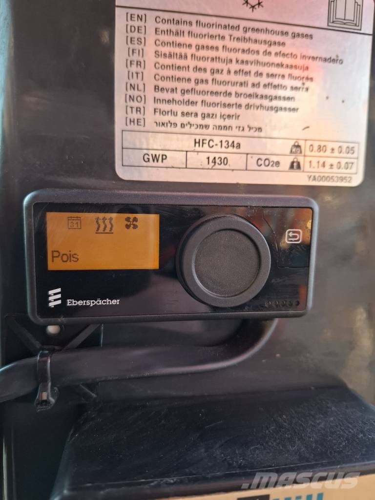 Hitachi ZX 135 US-6/ Materiaalikoura, Rasvari, Lämmitin 履带挖掘机