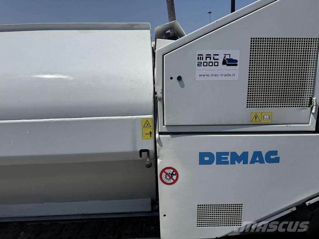 Demag DF 65C Машини за асфалт