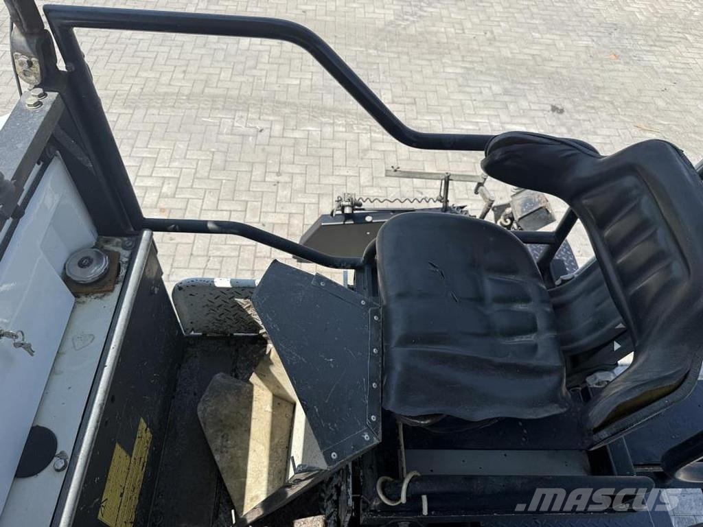 Demag DF 65C Машини за асфалт