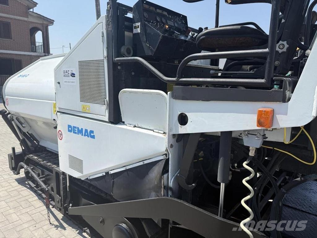 Demag DF 65C Машини за асфалт