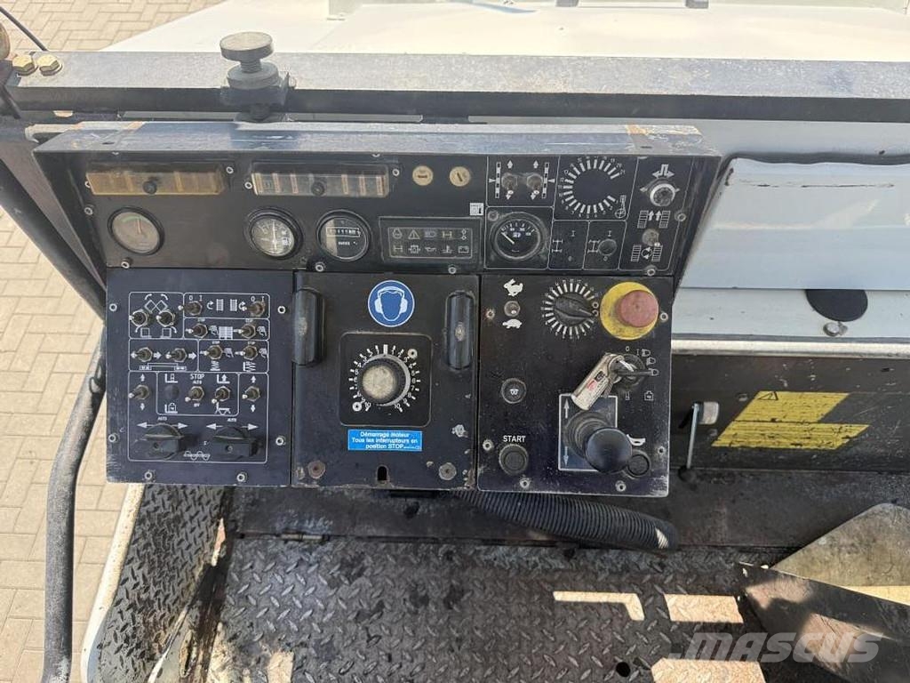 Demag DF 65C Машини за асфалт