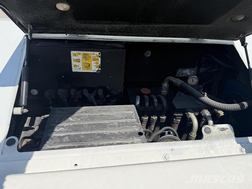 Demag DF 65C Машини за асфалт