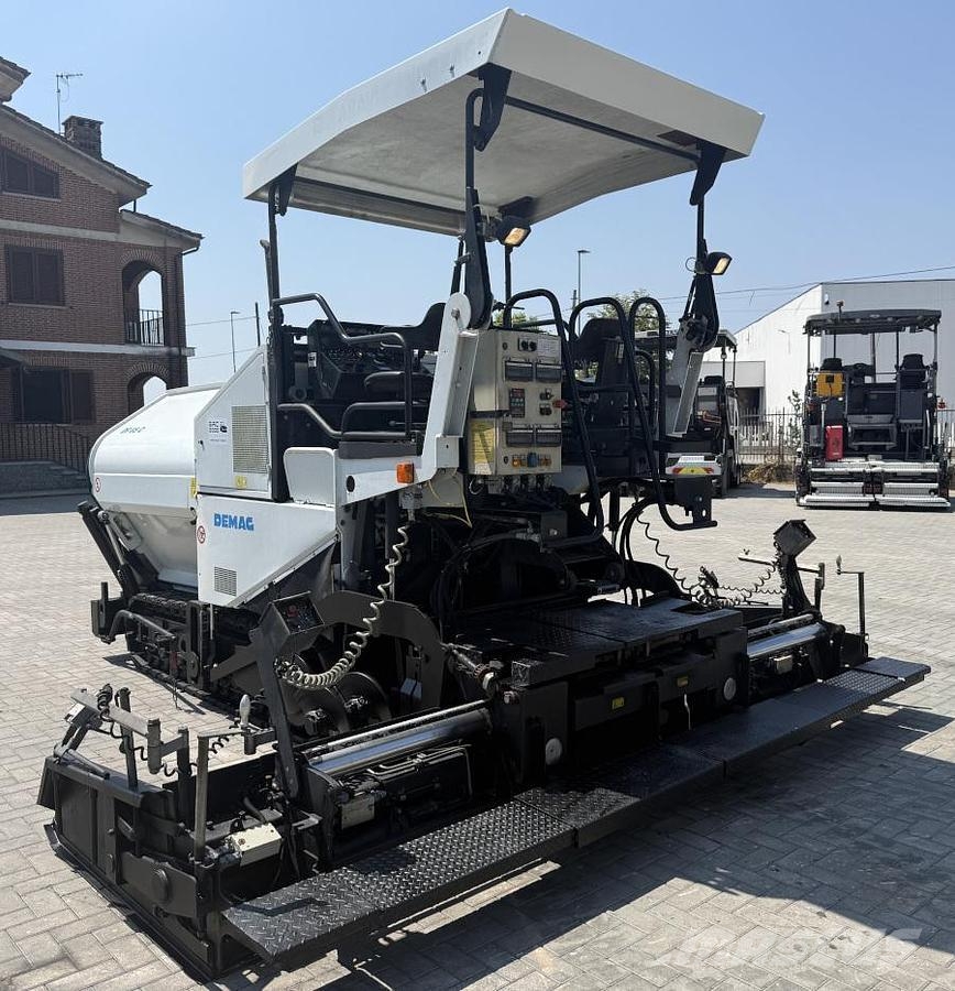 Demag DF 65C Машини за асфалт