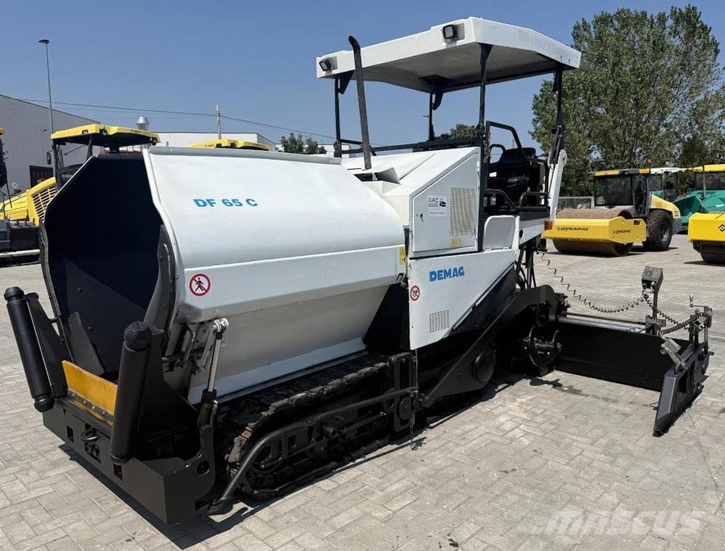 Demag DF 65C Машини за асфалт