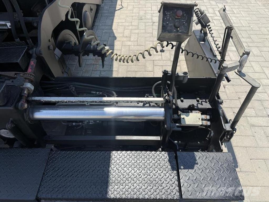 Demag DF 65C Машини за асфалт