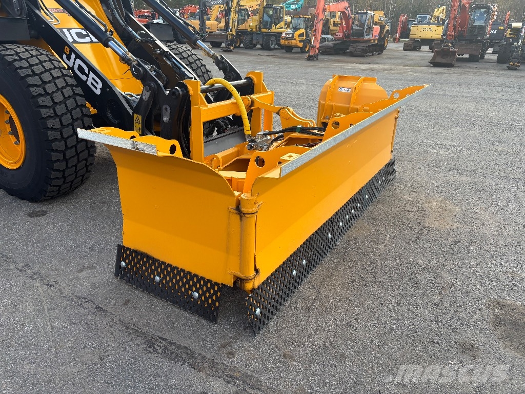 JCB 419 Nordic Edition / Aura, Kauha, Stage V Pyöräkuormaajat
