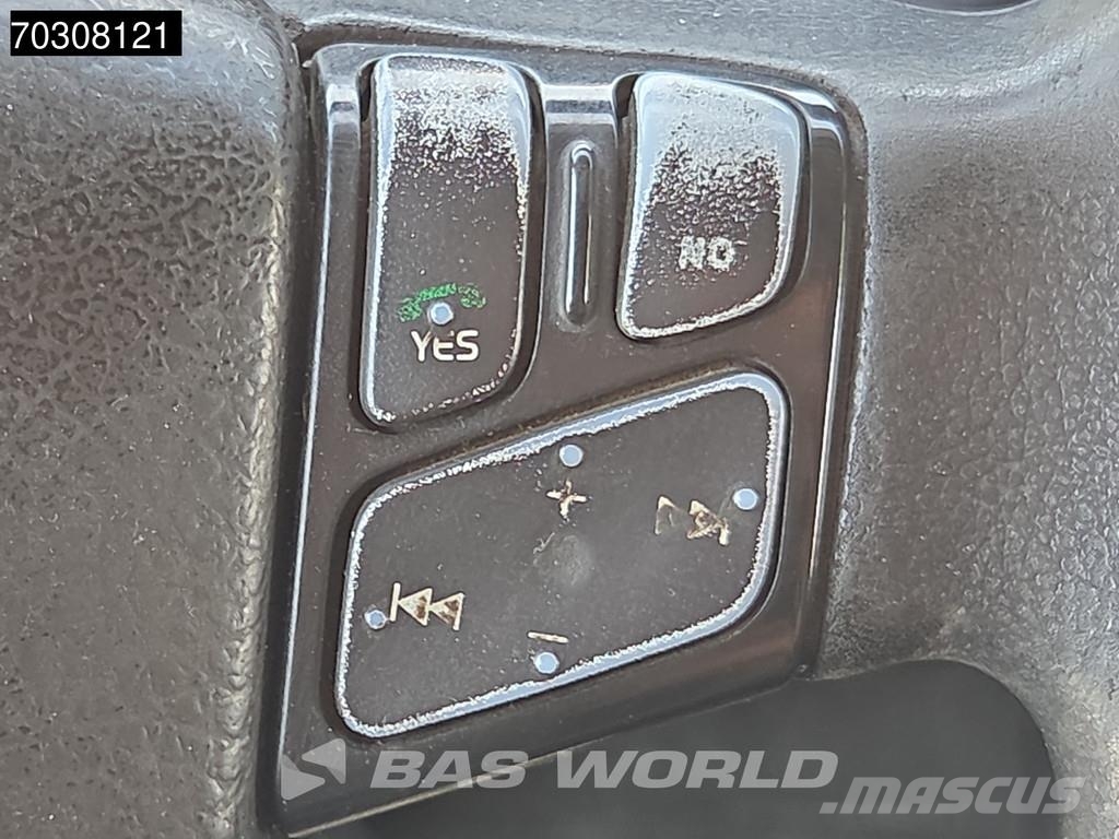 Volvo FMX 330 4X2 Grua Palfinger PK16001 control remoto Camion plateau
