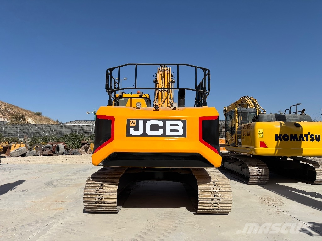 JCB 220 XL 4F Bageri gusjeničari