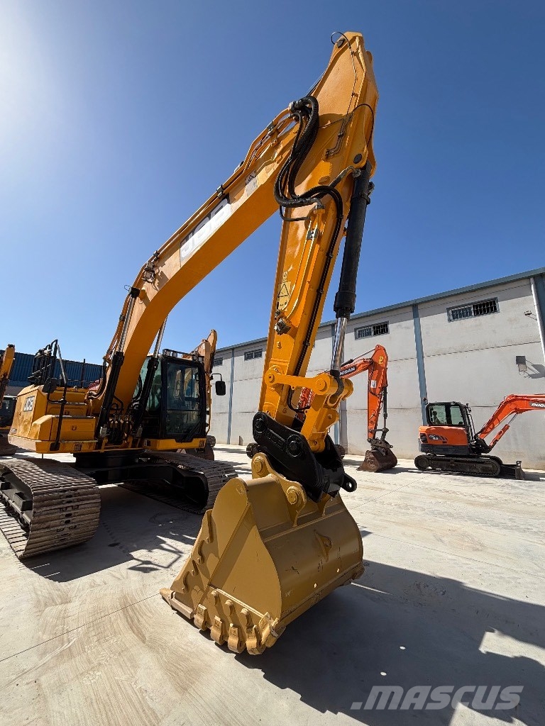 JCB 220 XL 4F Bageri gusjeničari