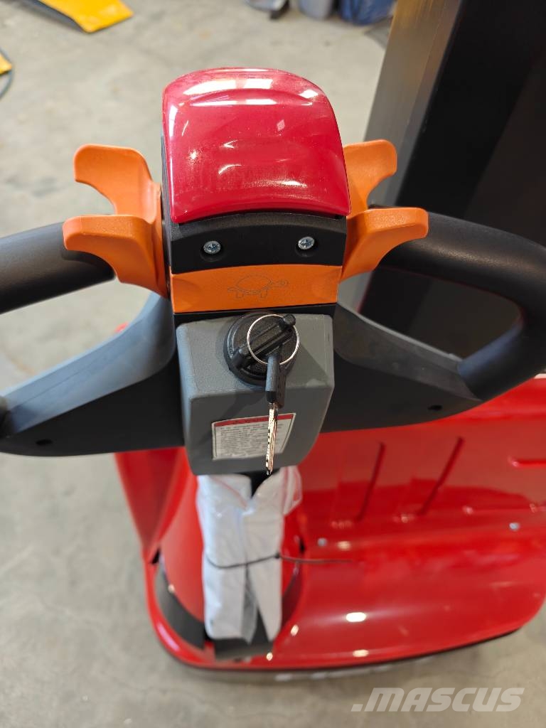 Heli CDD12JD Pinontavaunu 行走控制式堆積機